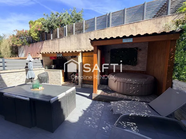 Maison à Peypin d'Aigues -98 m², au calme, jacuzzi, 3 grandes chambres, 2 places de parking