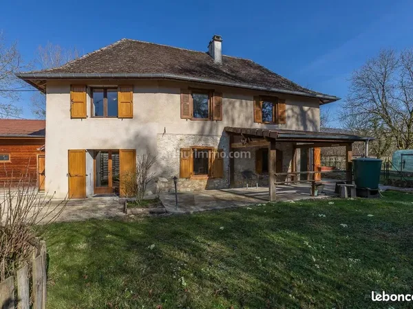 Maison 5 pièces 120 m²
