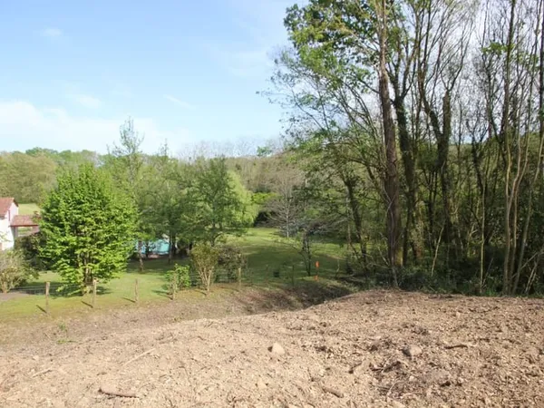 Terrain à bâtir