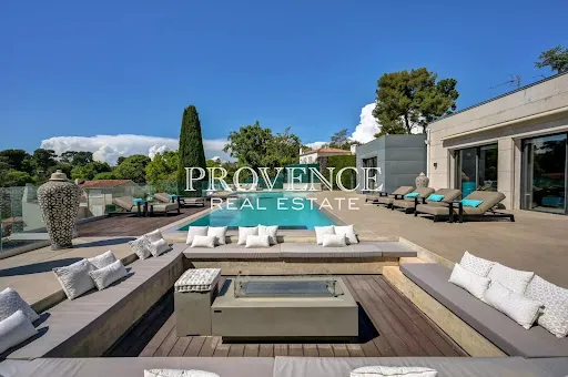 Maison 7 pièces 520 m²