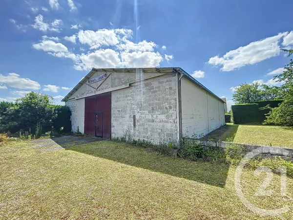 Maison 1 pièce 250 m²