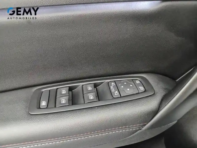Renault Megane mégane iv berline blue dci 115 edc - 20 — photo 16