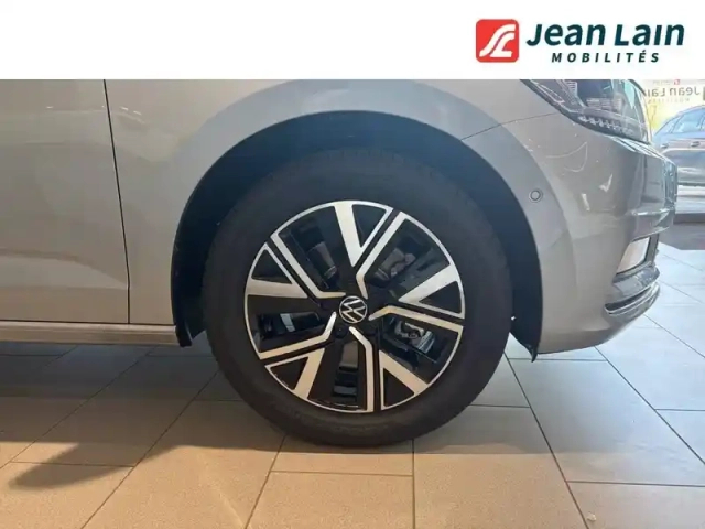 Volkswagen Touran 1.5 tsi evo 150 dsg7 7pl — photo 9