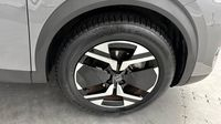 Peugeot 2008 1.2 100ch S&S Allure — photo 20