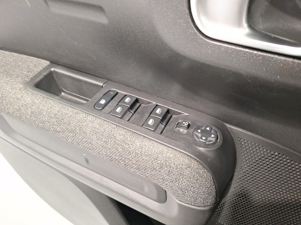 Citroën C3 Aircross puretech 130 s&s eat6 c-series — photo 21