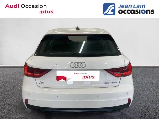 Audi A1 sportback 25 tfsi 95 ch s tronic 7 — photo 6