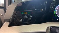 Volkswagen Golf 1.5 eHybrid 204ch VW Edition DSG6 — photo 30