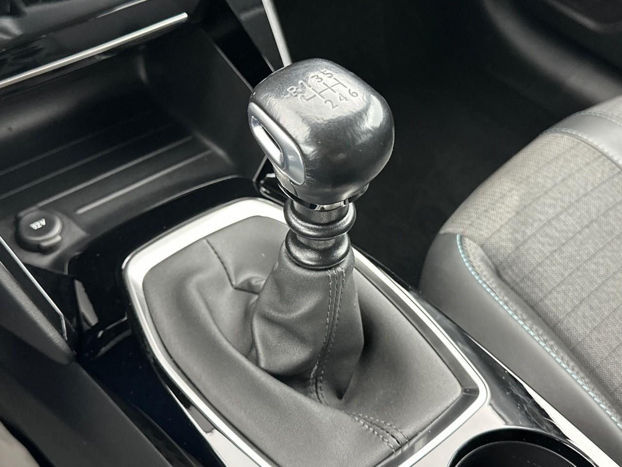 Peugeot 208 puretech 100 s&s bvm6 allure — photo 29