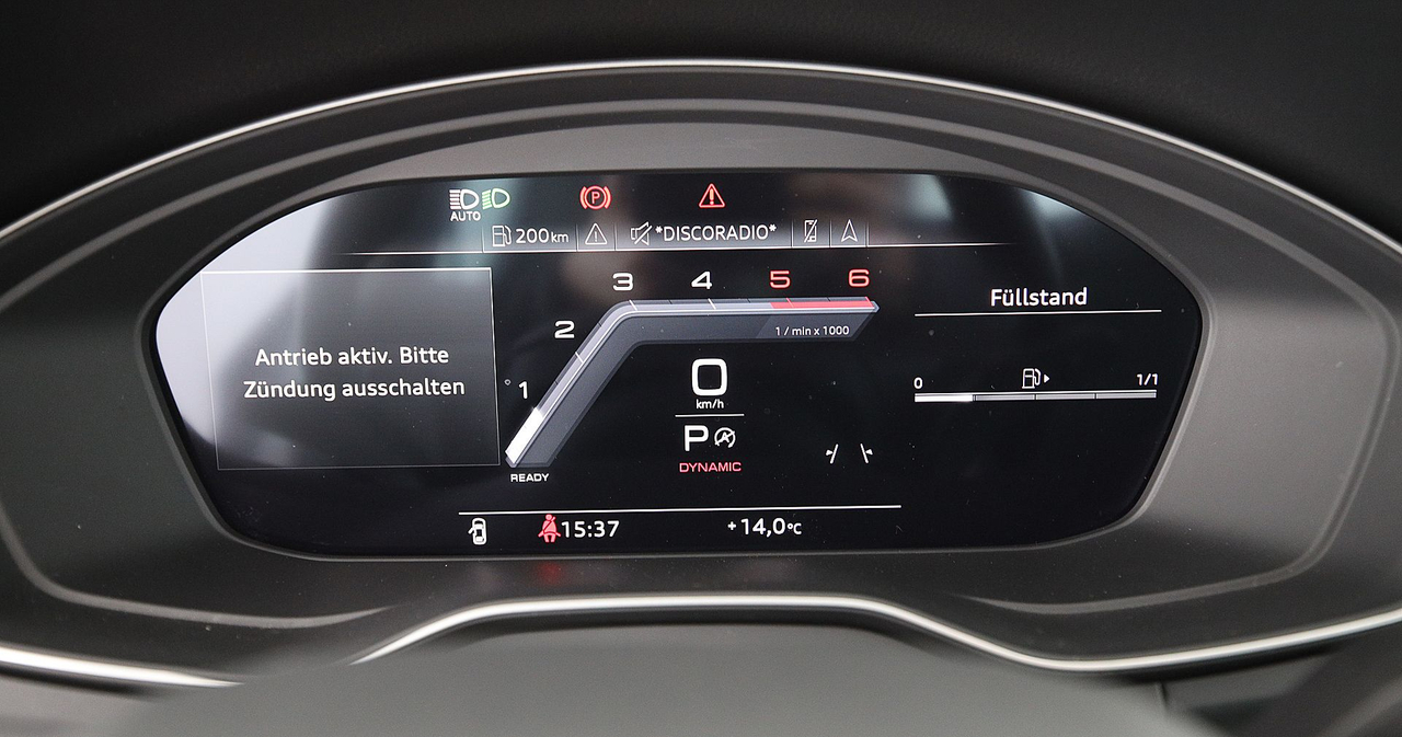 Audi Q5 — photo 23