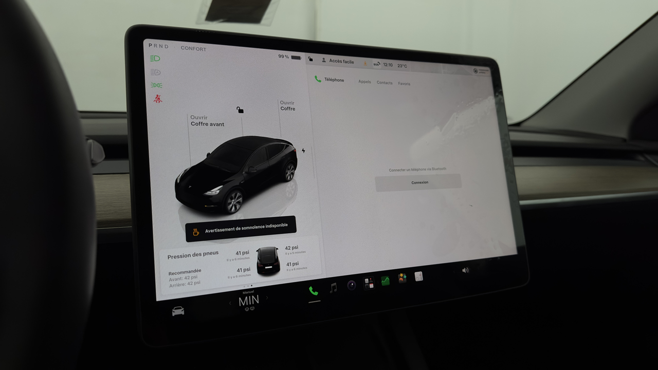 Tesla MODEL Y Standard RWD — photo 25