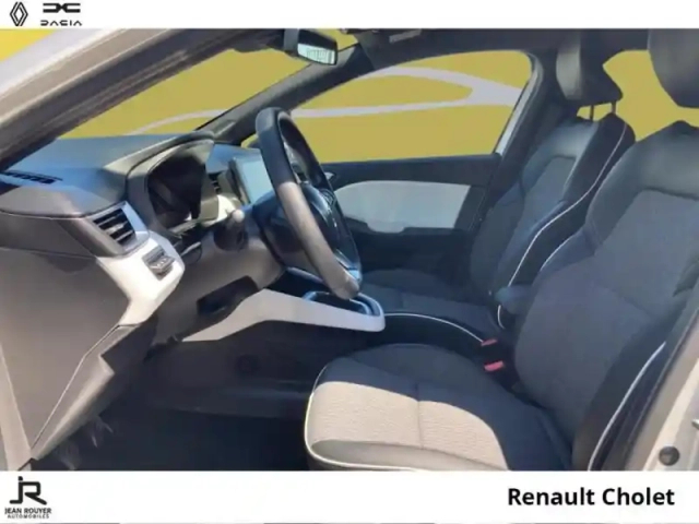 Renault Clio 1.0 tce 90ch techno — photo 3