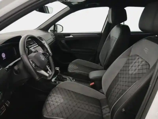 Volkswagen Tiguan 2.0 tdi 150ch r-line dsg7 — photo 14