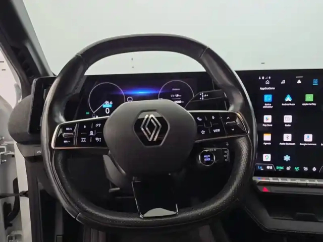 Renault Megane e-tech ev60 220 ch super charge — photo 31