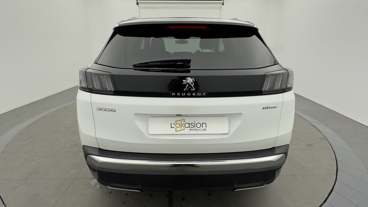 Peugeot 3008 Hybrid 225 e-EAT8 — photo 4