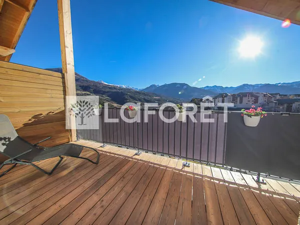 Appartement 3 pièces 94 m²