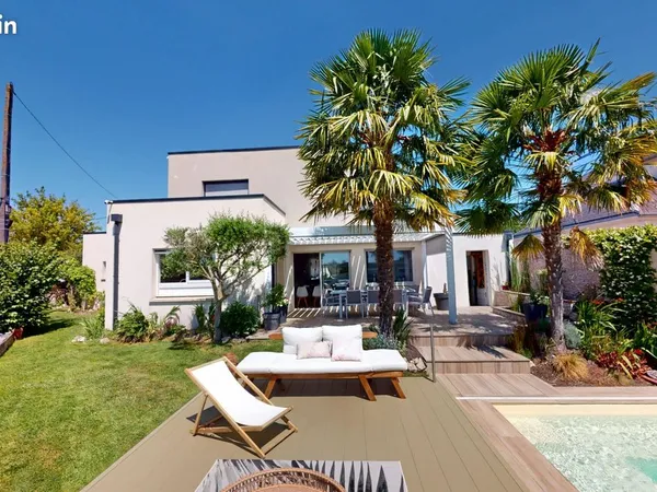 Propriété 6 pièces 144 m²