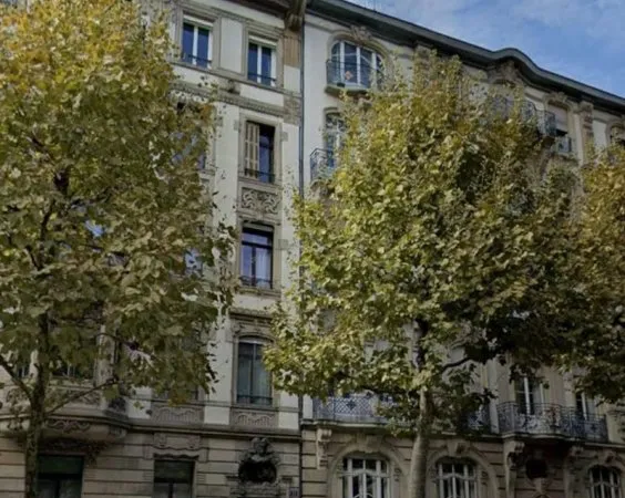 Appartement 5 pièces 120 m²
