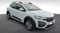 Dacia Sandero 1.0 TCe 90ch Stepway Confort — photo 3