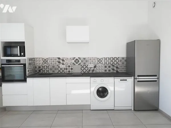 Studio 1 pièce 23 m²