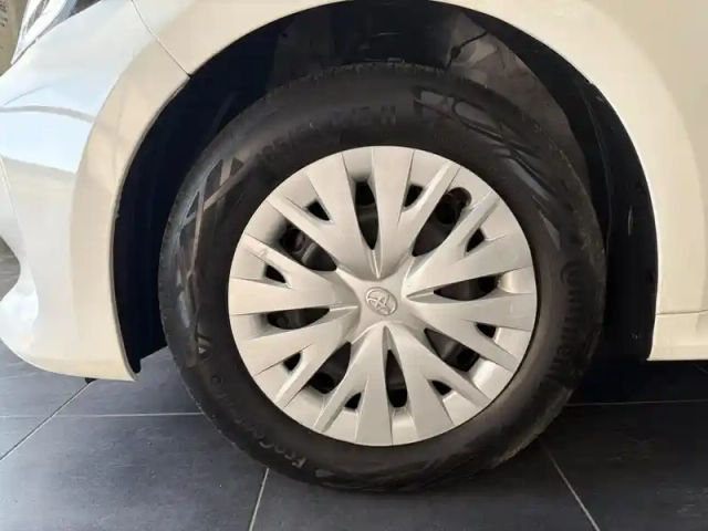 Toyota Yaris 120 vvt-i dynamic business 5p mc24 — photo 9