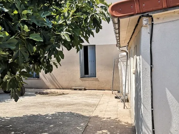 Immeuble ou maison 156m2 habitables et 320m2 de terrain
