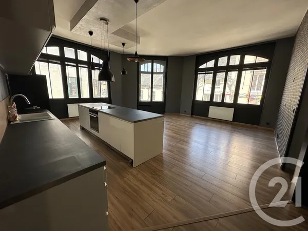 Appartement 8 pièces 255 m²