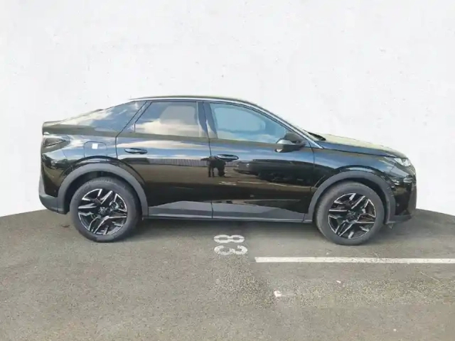 Peugeot 3008 hybrid 145 e-dcs6 — photo 4