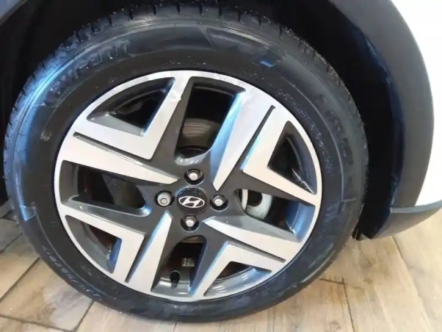 Hyundai Bayon 1.0 t-gdi 100 dct-7 hybrid 48v — photo 25