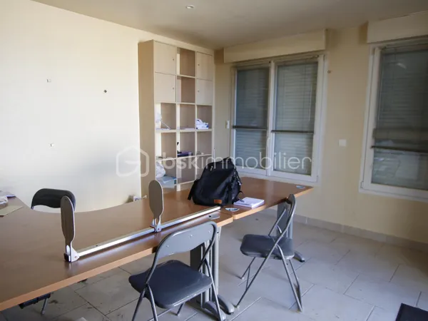 Fonds de commerce 5 pièces 195 m²