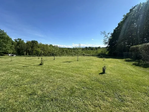 Terrain 1264 m²