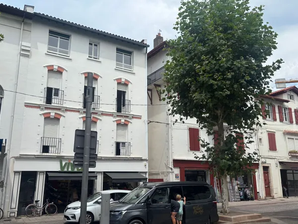 Immeuble de rapport 12 pièces 340 m²