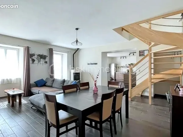 Longère 7 pièces 184 m²