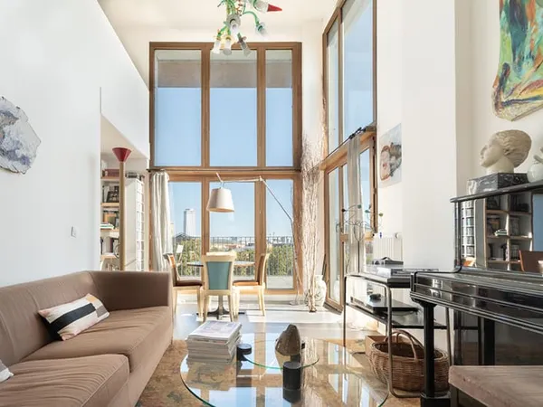Duplex en dernier étage avec terrasse, vue Seine et Paris