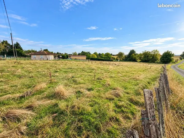 Terrain 800 m² Savigneux