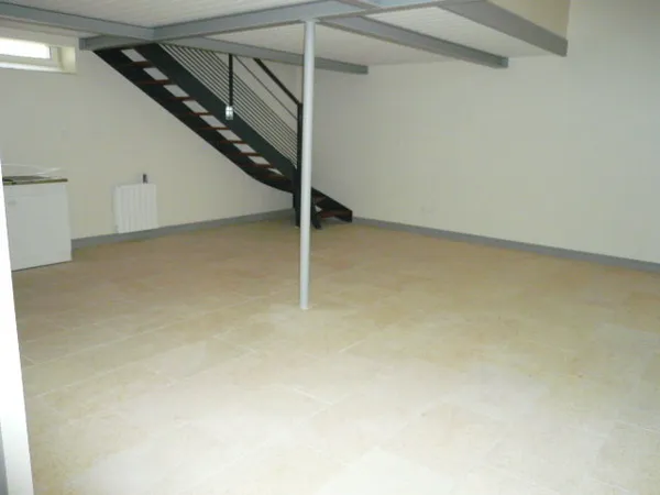 A LOUER - APPARTEMENT T3 DE 77.76 M²
