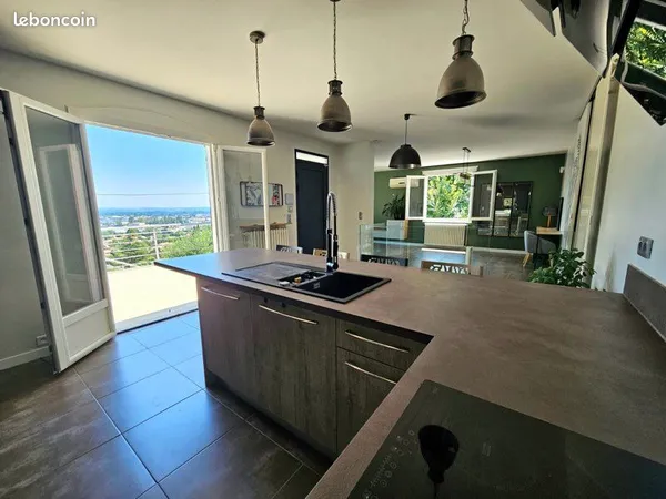 Maison 7 pièces - 162m2