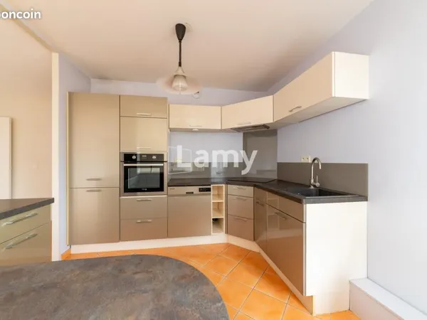 Appartement 5 pièces 101 m²