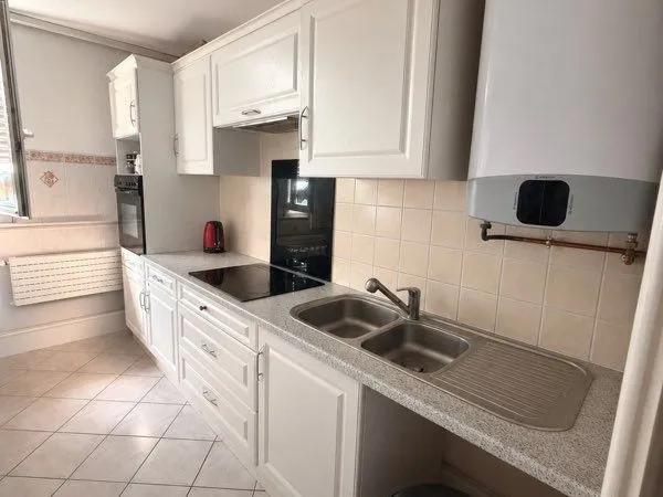 T3 meublé 64 m² - Colocation étudiante - Vue panoramique - Saint-Étienne, secteur La Métare