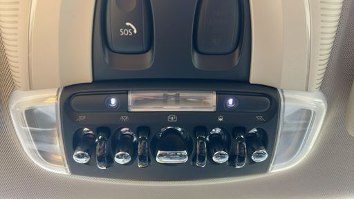 Mini Mini 1.5 One 102 - Edition Camden – 2022 – 43829 km – Essence – Boîte Manuelle — photo 2