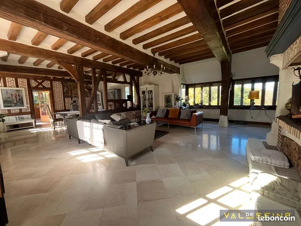 Maison 6 pièces 288 m²