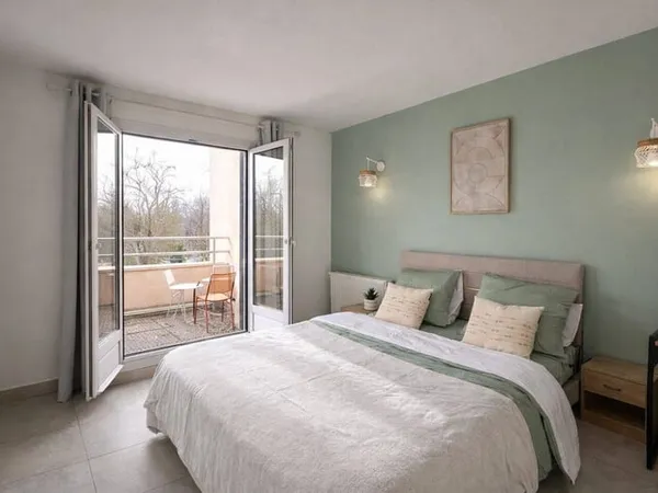 Appartement 7 pièces 100 m²