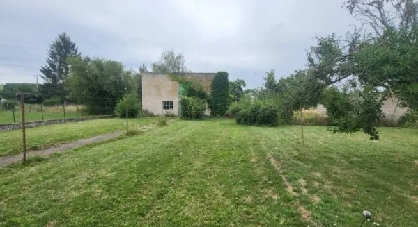 Terrain 605 m²