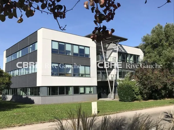 Bureaux 1043 m²