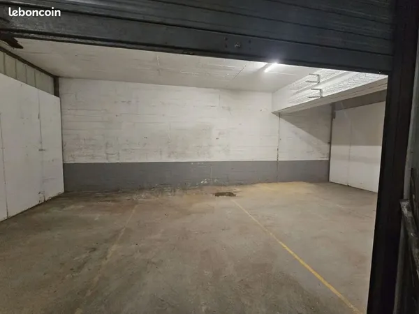 Box à louer IVRY 45m2