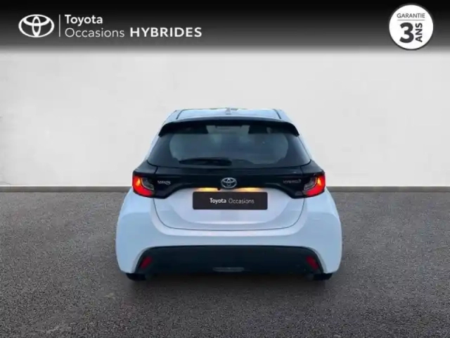 Toyota Yaris 116h dynamic 5p my22 — photo 4