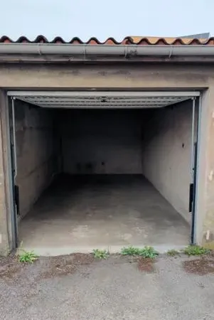 Garage à louer