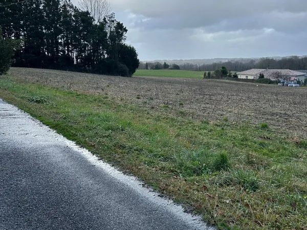 Terrain à bâtir 793 M2