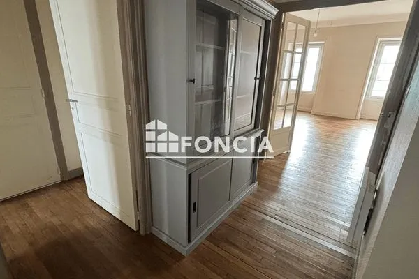 Appartement 2 pièces 63 m²