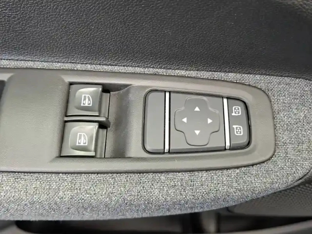 Renault Zoé zoe r110 - 22b — photo 29