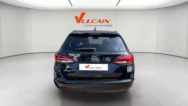 Opel Astra sports tourer 1.5 diesel 122 ch bva9 — photo 3